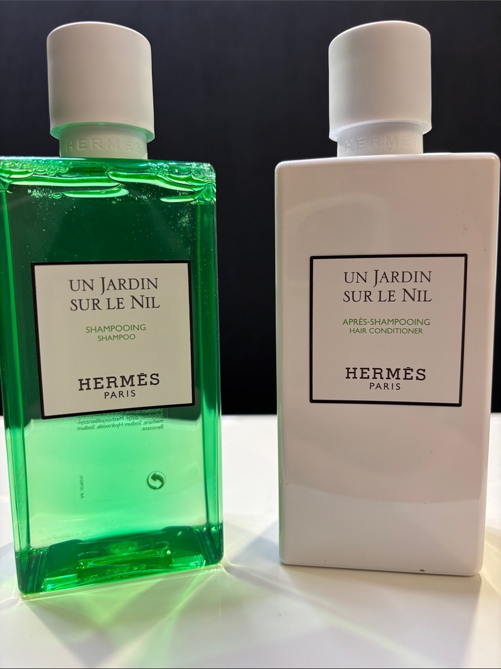 Un Jardin Sur Le Nil Shampoo & Conditioner Set